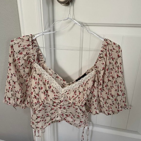 Beige Floral Print Ruched Drawstring Crop Top - Picture 3 of 5
